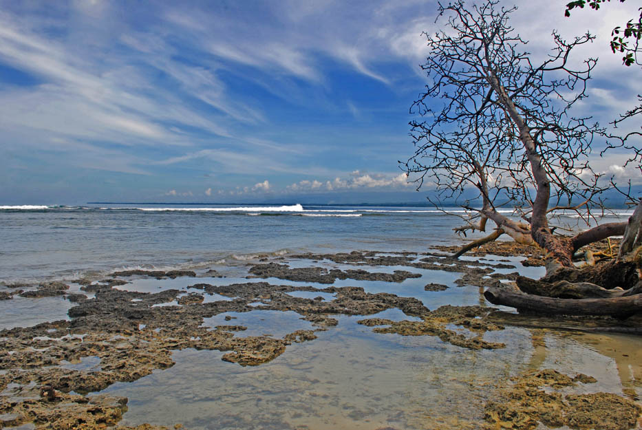 10 Gambar Pantai  Tanjung Setia Beach Krui Lampung Barat 